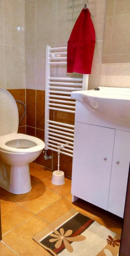 Готель Apartmanovy Dom Red Подгайська Екстер'єр фото